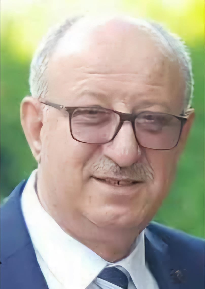 Üye 4